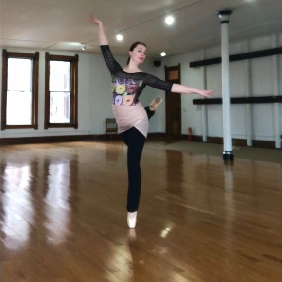 Meet your Posher, Emily - Picture 2 of 7